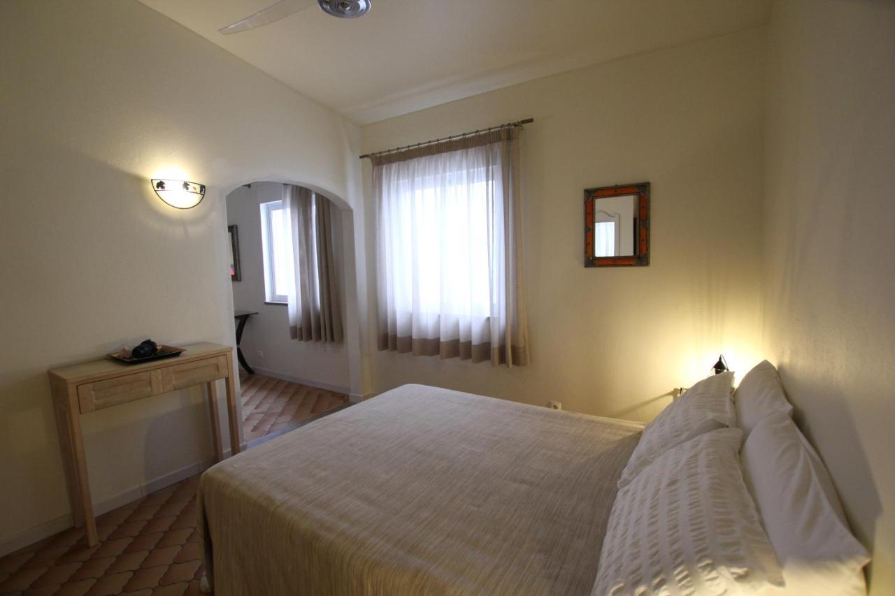 Angela Guest House Lagos Exterior foto